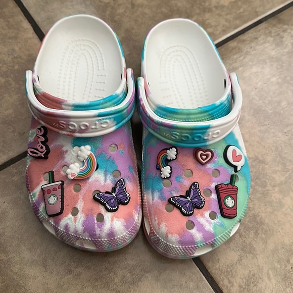 Tye Dye Crocs Charms included - Picture 1 of 2